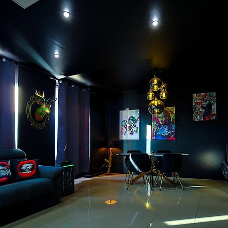 Appartement Pop Art - Asterix,Cdg,Chantilly,Disney La Chapelle-en-Serval Exterior photo